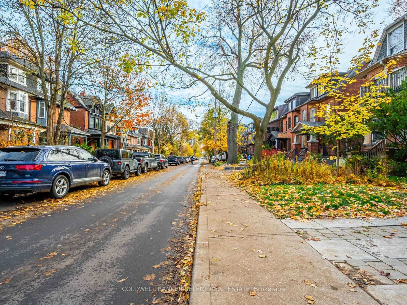 Property Photo:  146 Howland Avenue  ON M5R 3B5 