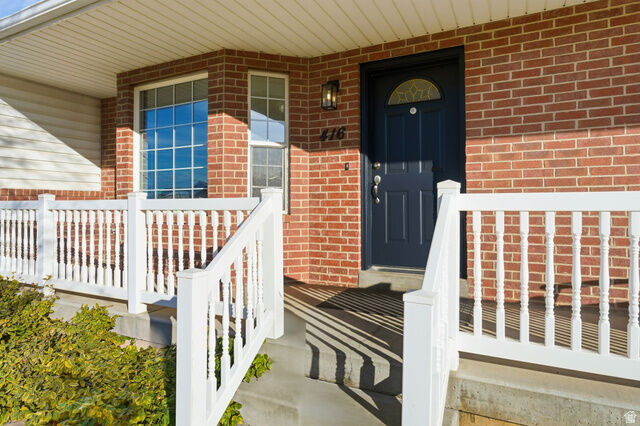 Property Photo: 416 N 250 W UT 84651