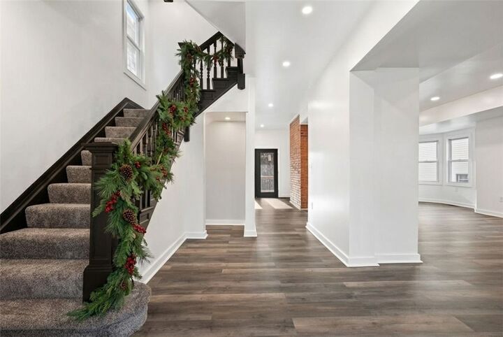 Property Photo: 221 Bonvue St PA 15214