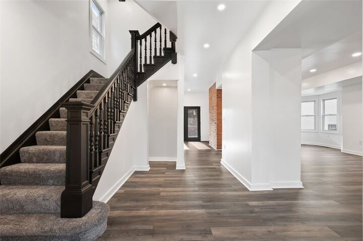 Property Photo:  221 Bonvue St  PA 15214 