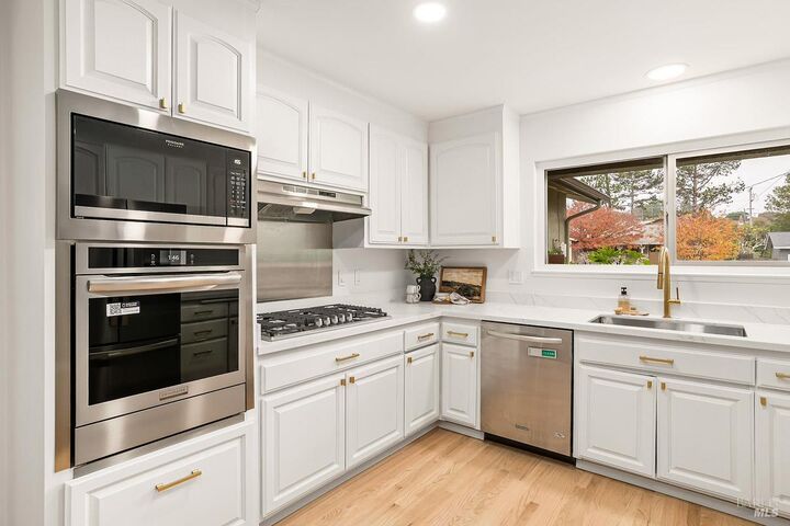 Property Photo: 59 Trellis Drive CA 94903