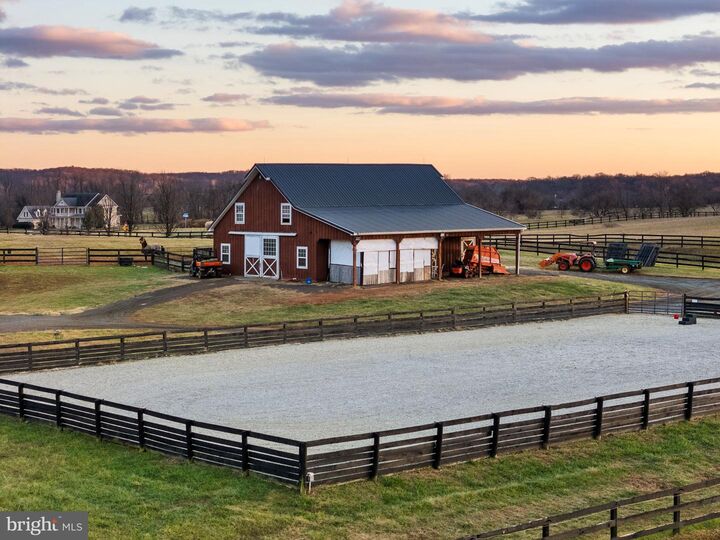 Property Photo: 15145 Lees Crossing Lane VA 20176