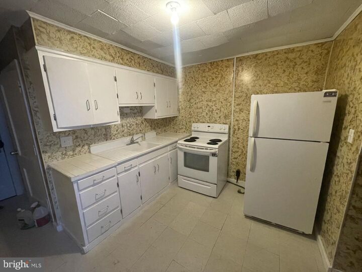 Property Photo:  932 Walnut Street  PA 19601 