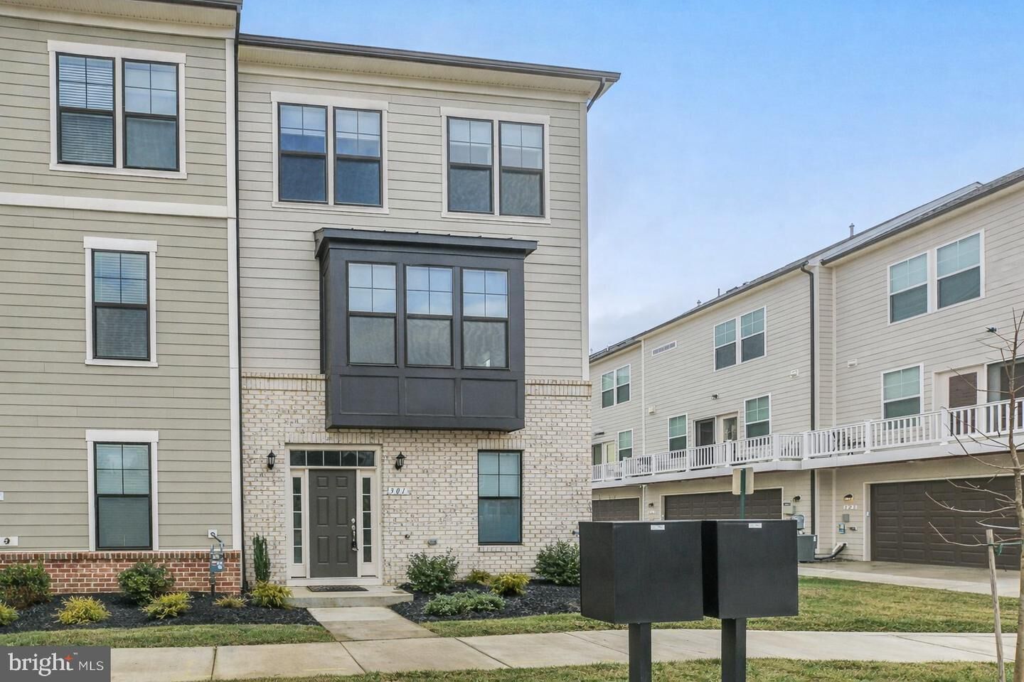 Property Photo:  301 Willis Street  VA 22401 