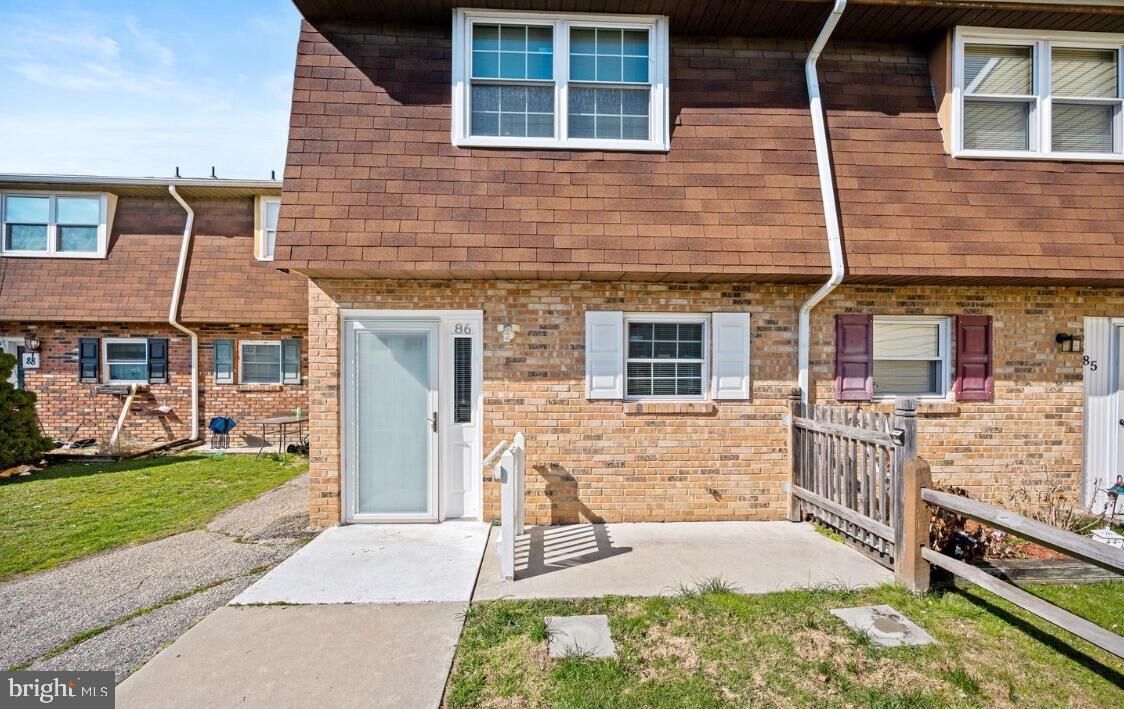 Property Photo: 86 La Cascata Tnhs NJ 08021