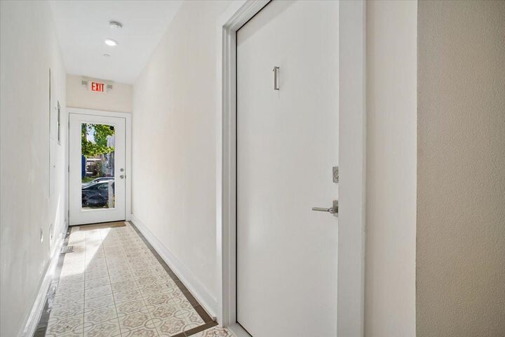 Property Photo:  329 16th Street SE 1  DC 20003 