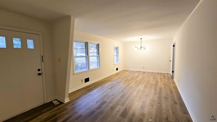 Property Photo:  4035 Meadowbrook Drive  GA 31204 