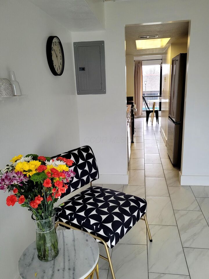 Property Photo:  734 Worthington Forest Place  OH 43229 