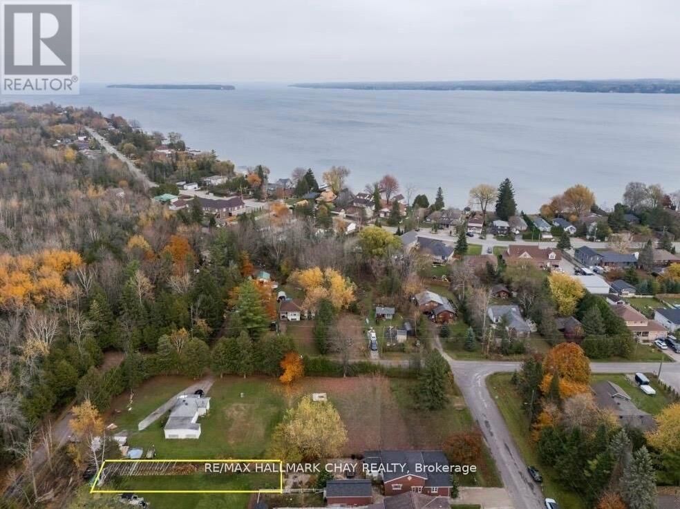 Property Photo:  1047B Larch Street  ON L0L 1R0 