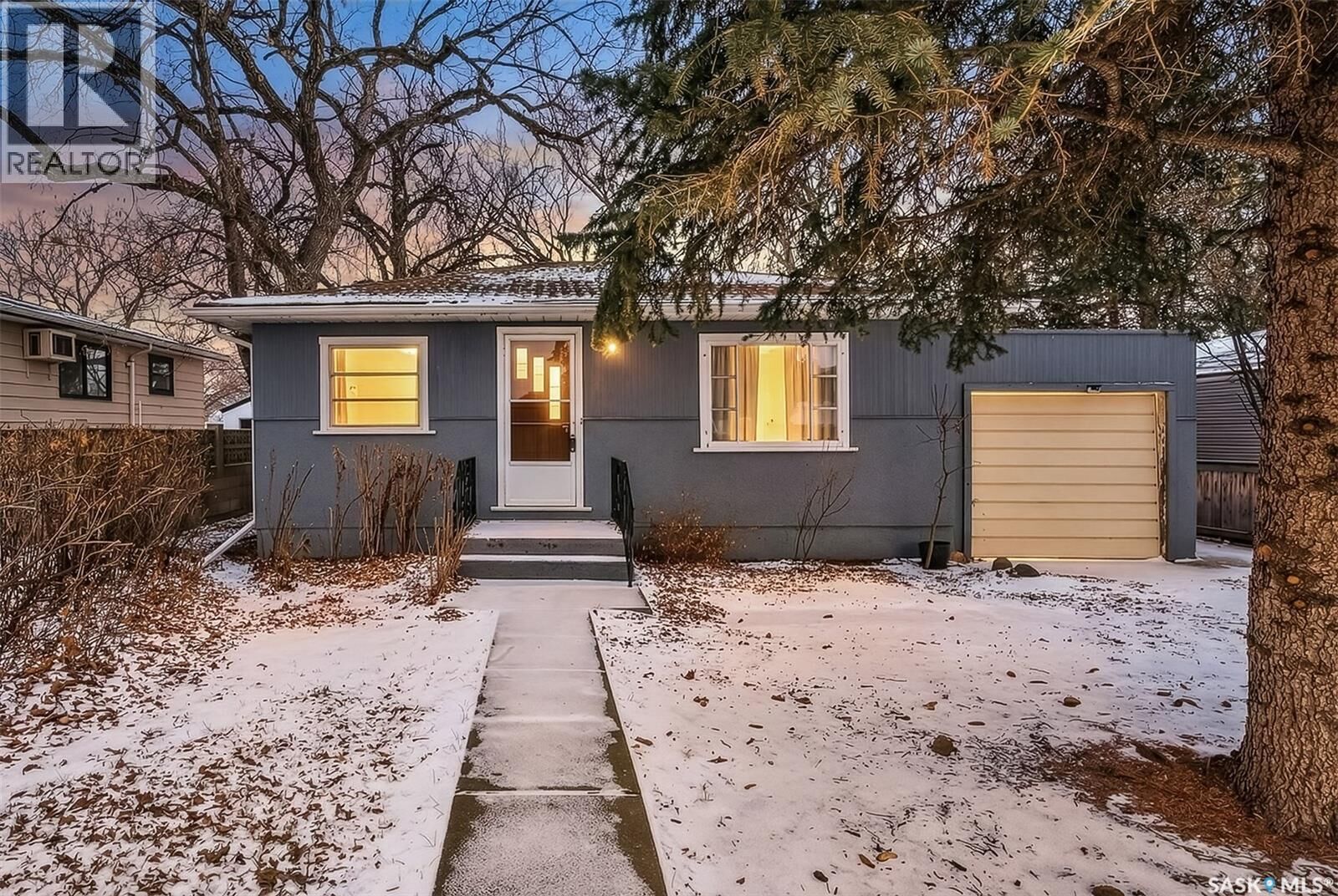 Property Photo:  530 Duffield Street W  SK S6H 5H9 