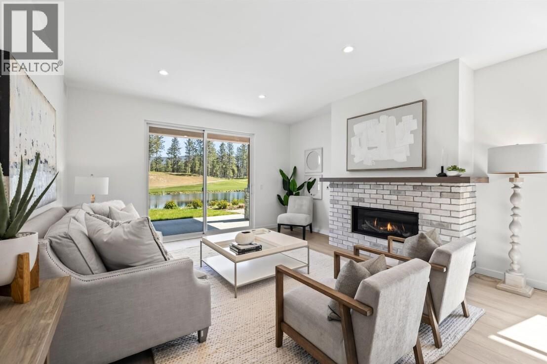 Photo de la propriété: 1979 Country Club Drive 7 BC V1X 0H6