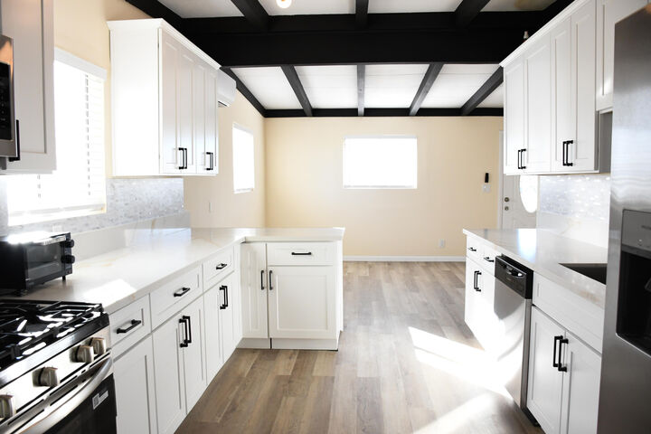 Property Photo: 61576 Aberdeen Drive CA 92252