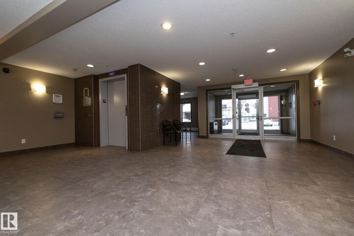 Property Photo:  2203 44 Avenue NW 102  AB T6T 0T1 