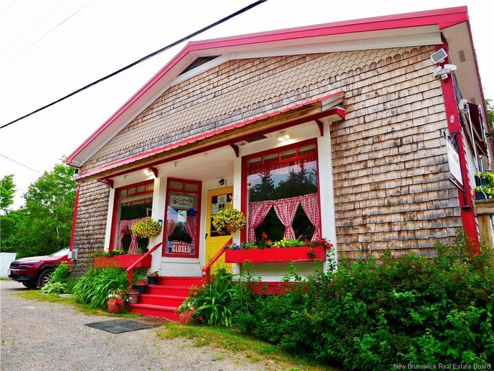 Property Photo: 939- 941 Rte 772 NB E5V 1P1