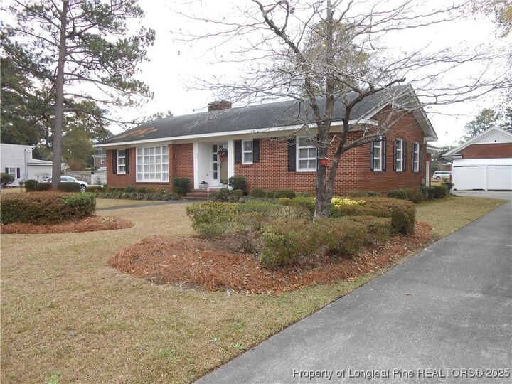 Property Photo: 601 W 26th Street NC 28358