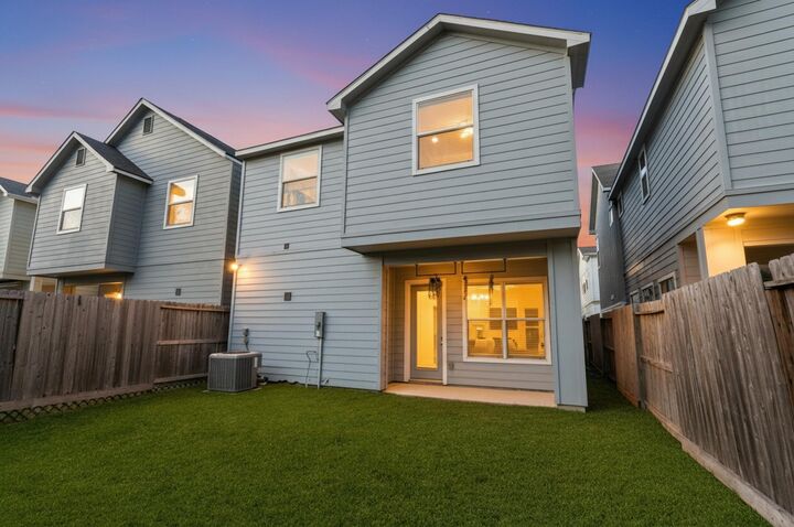 Property Photo: 1840 Parana Drive TX 77080