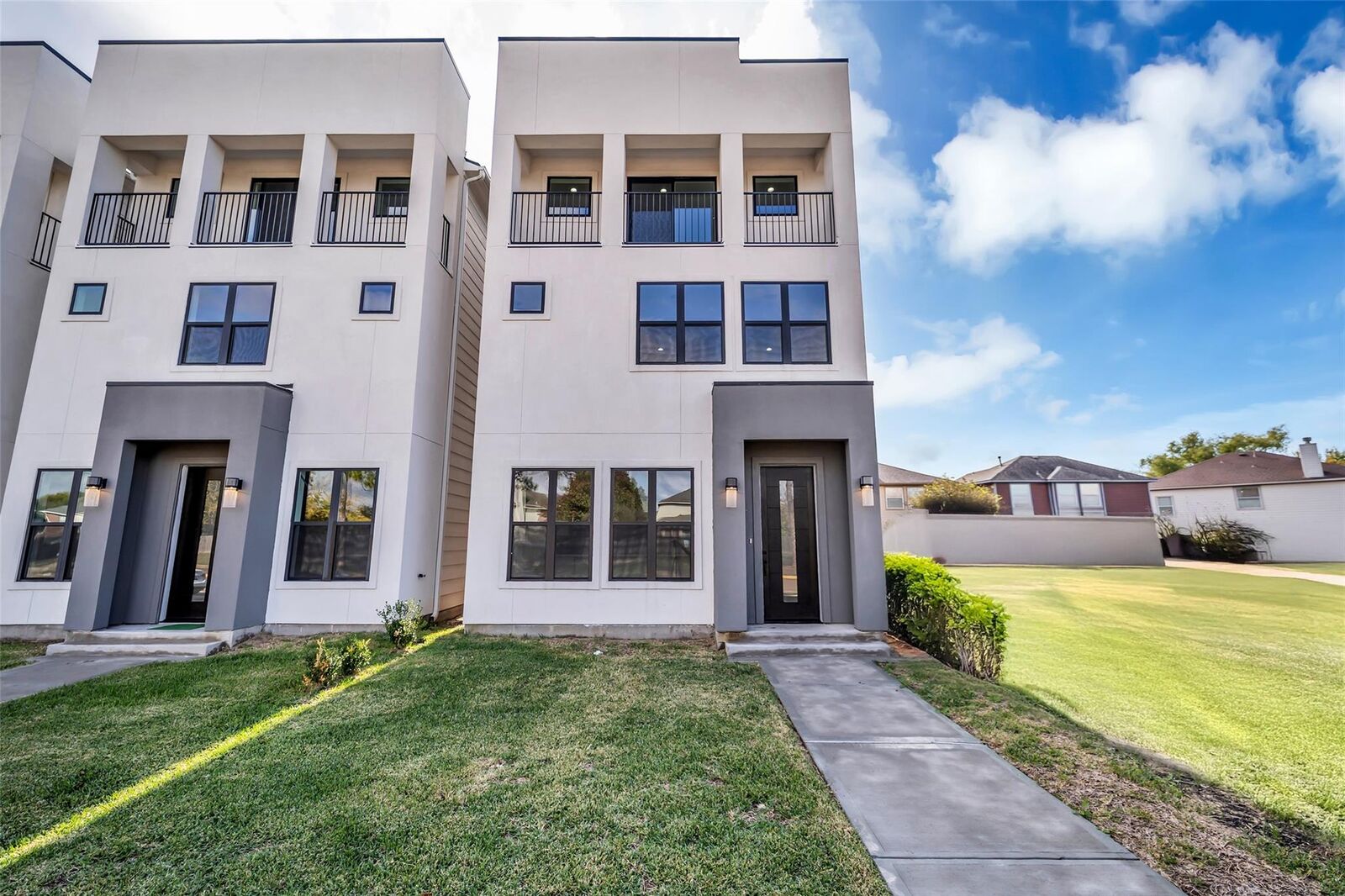 Property Photo:  15000 S Richmond Avenue 6  TX 77082 