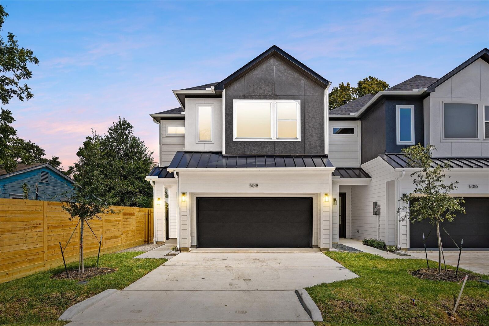 Property Photo: 5018 Golden Forest Drive TX 77091