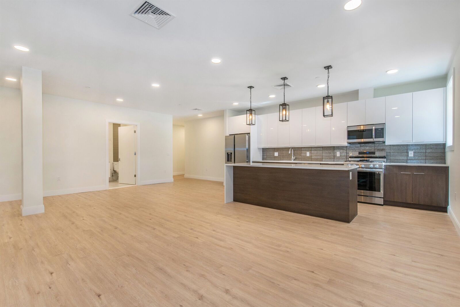 Property Photo:  3510 Bergenline Ave 205  NJ 07087 