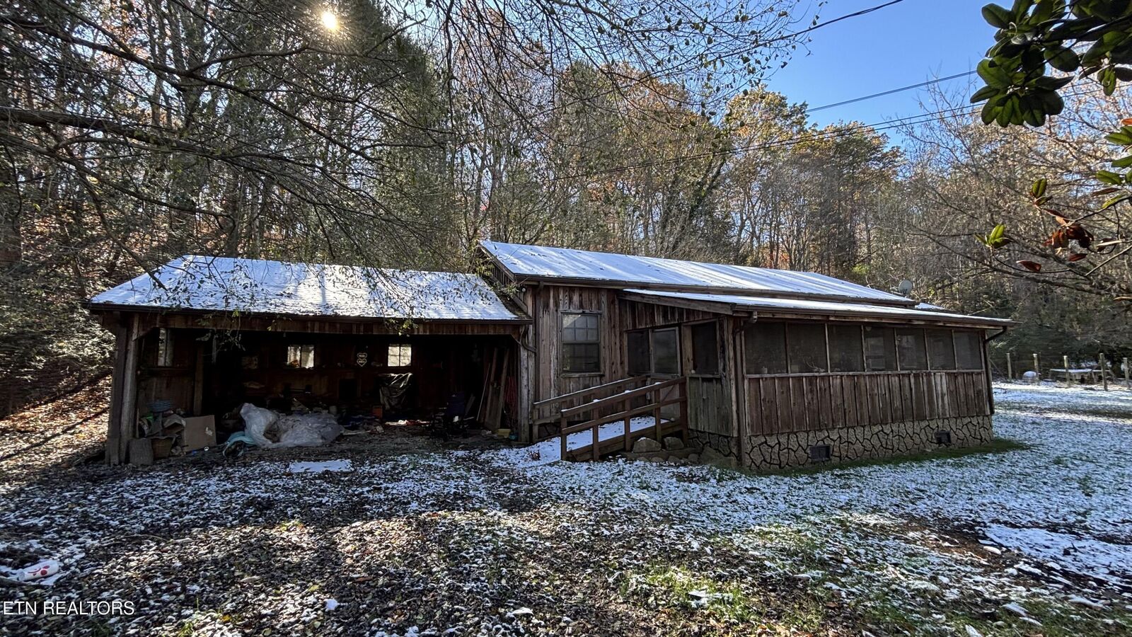 Property Photo:  211 Cates Rd  TN 37854 