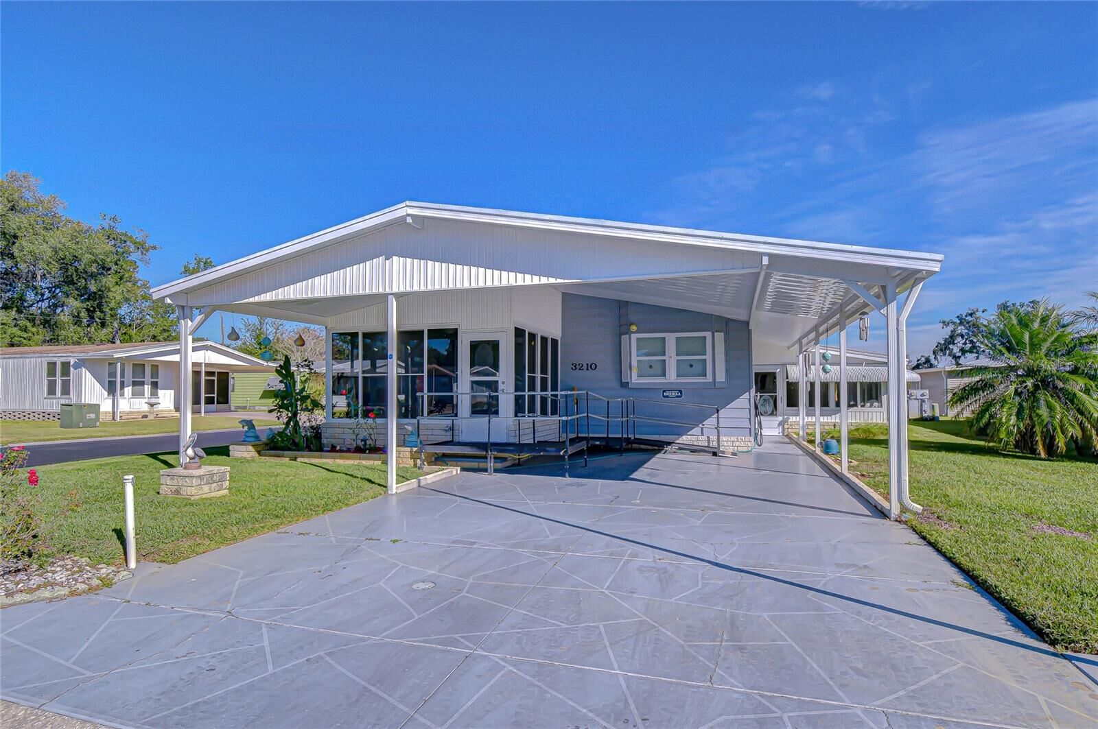 Property Photo:  3210 Moonlight Street  FL 33543 