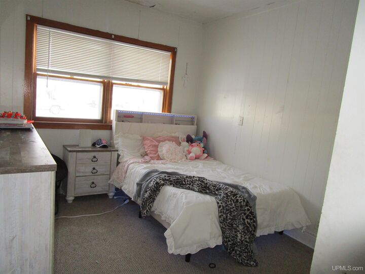 Property Photo:  1309 N 1st Avenue  MI 49829 