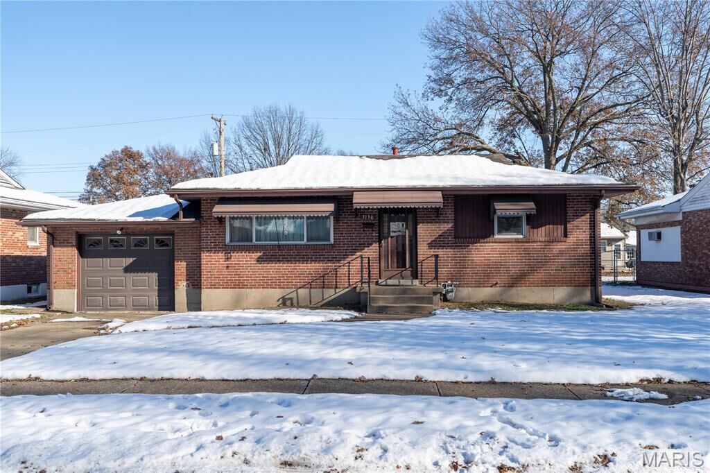 Property Photo:  3156 Davis Avenue  IL 62040 