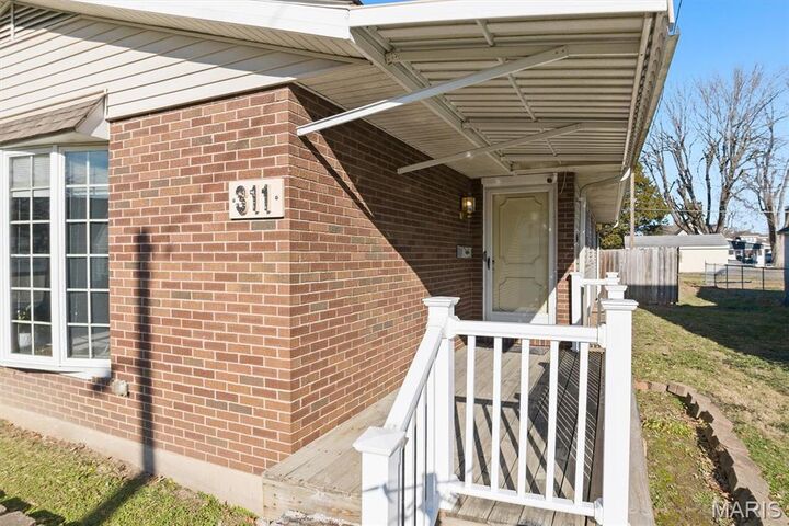 Property Photo: 311 Brown Avenue IL 62234