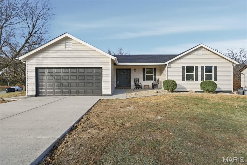 Property Photo: 780 Cedar Glen Drive MO 63304