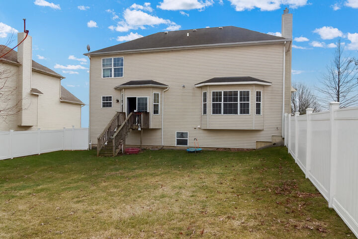 Property Photo: 23736 Dayfield Court IL 60586