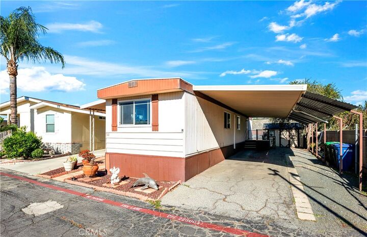 Property Photo: 25526 Redlands 101 CA 92354