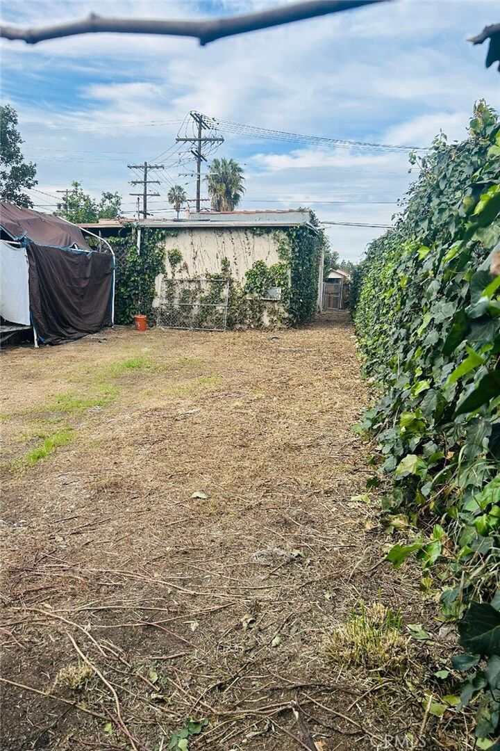 Property Photo:  3312 Hyde Park Boulevard  CA 90043 