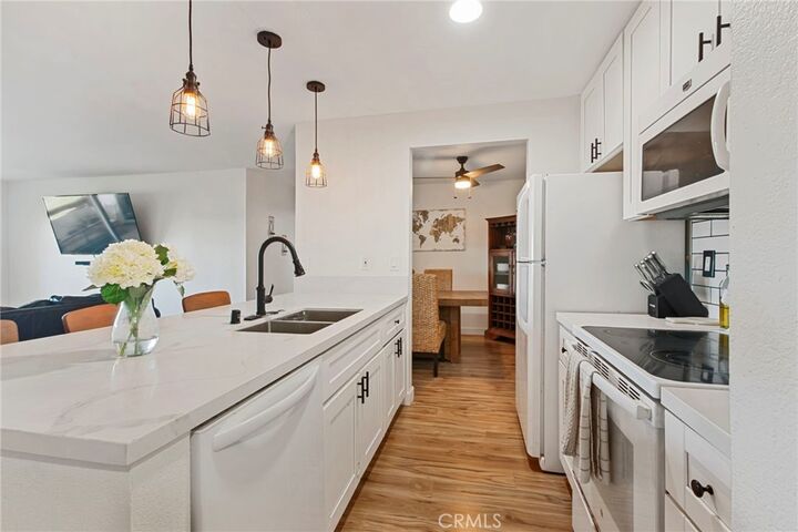 Property Photo: 31940 Del Cielo Este D5 CA 92003