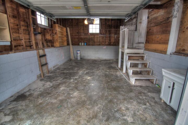 Property Photo: 1401 8th St TN 37138