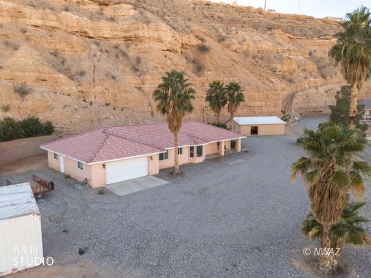 Property Photo: 641 N Red Cliff Ln AZ 86432