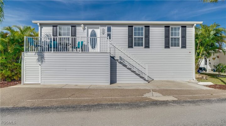 Property Photo:  5321 White Sky Circle  FL 33908 