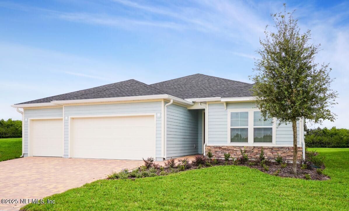 Property Photo: 75705 Walking Path Lane FL 32097
