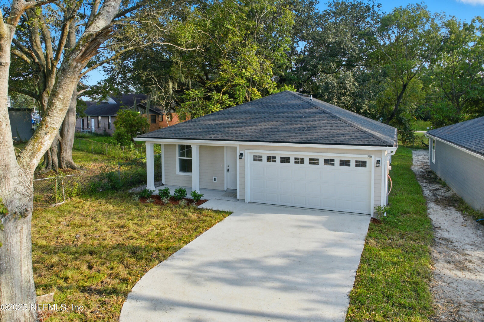 Property Photo:  5124 Shenandoah Avenue  FL 32254 