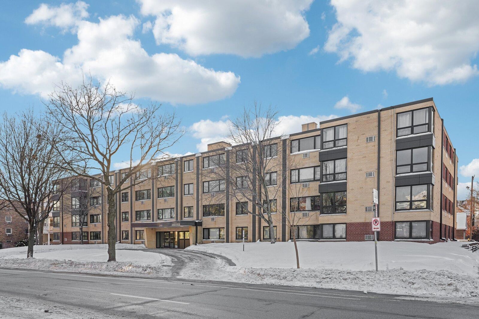 Property Photo: 2500 Blaisdell Avenue 211 MN 55404