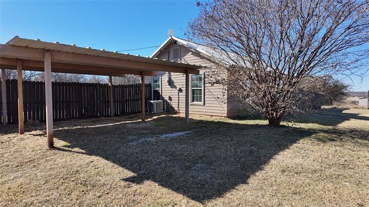 Property Photo:  137 Wesley Lane  TX 76426 