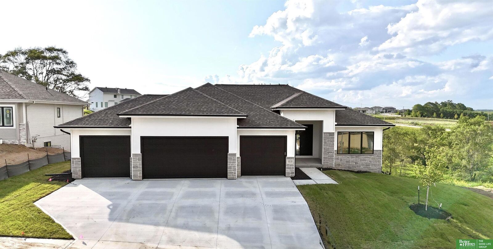 Property Photo:  10110 Laramie Street  NE 68046 