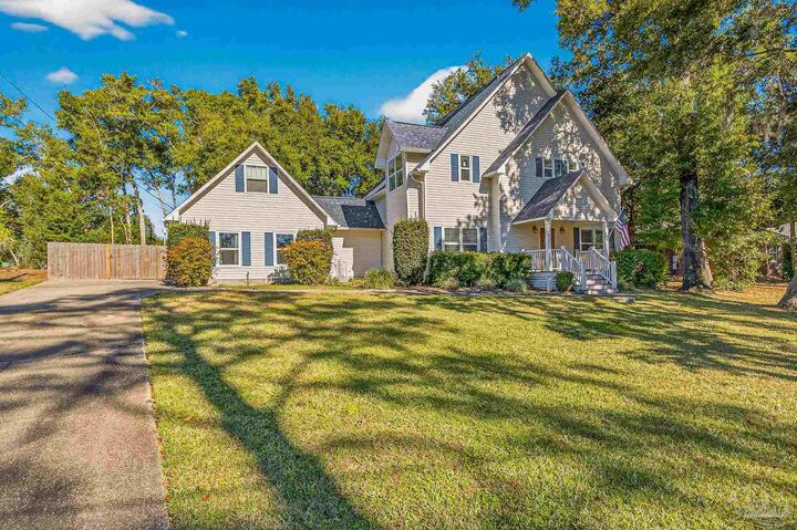 Property Photo:  16360 Innerarity Pt Rd  FL 32507 