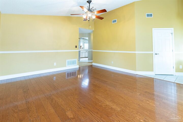 Property Photo:  2865 Winners Cir Dr  FL 32566 