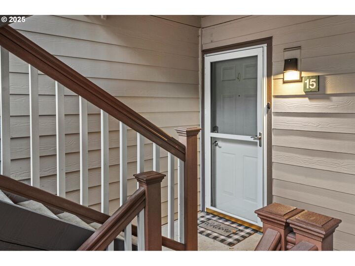 Property Photo: 20030 Marigold Ct 15 OR 97068