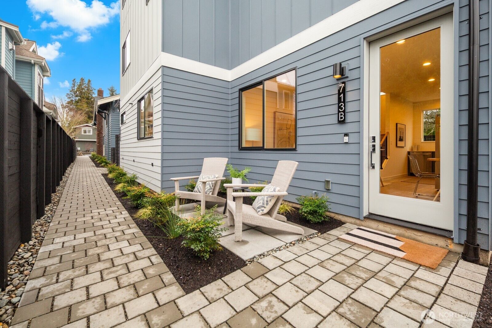 Property Photo: 713 B N 70th Street WA 98103