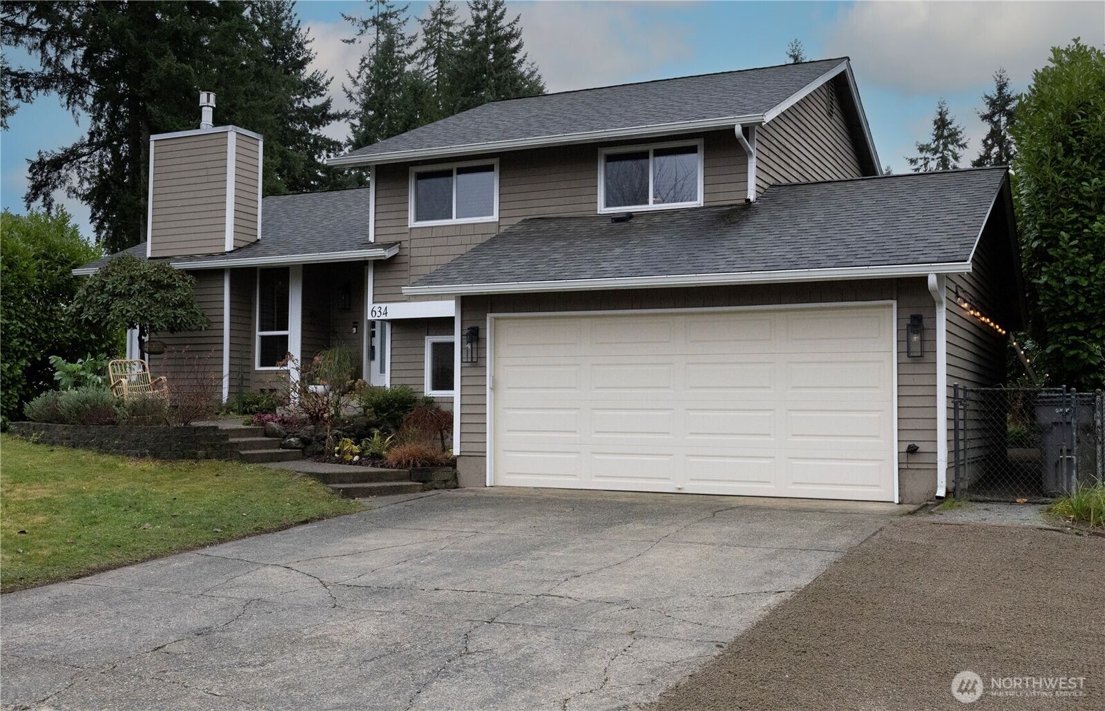 Property Photo: 634 NE Conifer Drive WA 98311