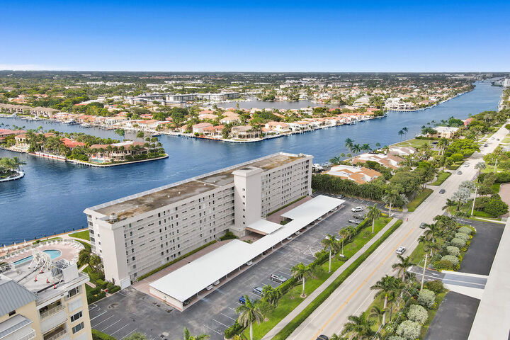 Property Photo: 3100 S Ocean Boulevard 502 FL 33487