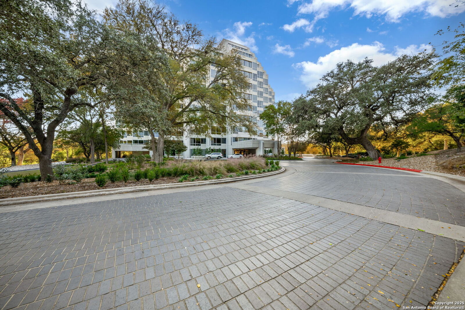 Property Photo: 200 Patterson Apt 210 TX 78209