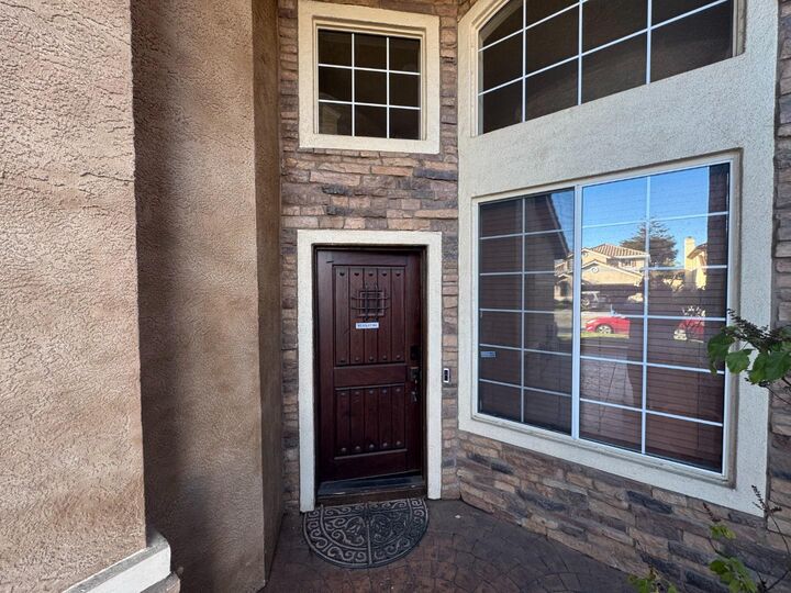 Property Photo:  10 Rhine Circle  CA 93906 