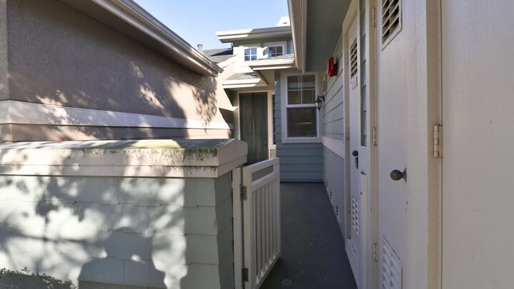 Property Photo:  132 Warbler Lane  CA 94005 